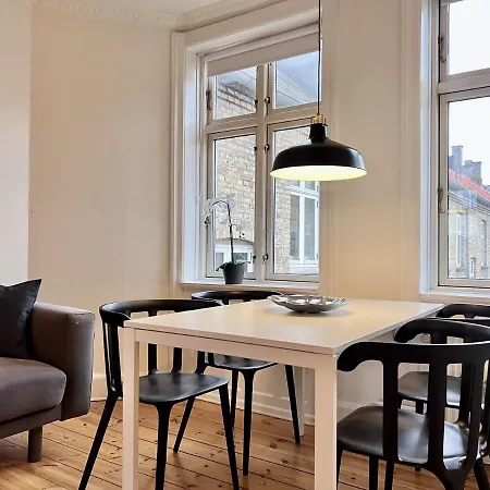 Two Bedroom In Copenhagen, Bhmensgade 9, 2 *