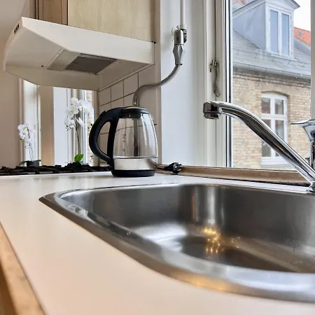 Two Bedroom In Copenhagen, Bhmensgade 9, 2 *