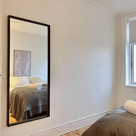 Two Bedroom In Copenhagen, Bhmensgade 9, 2